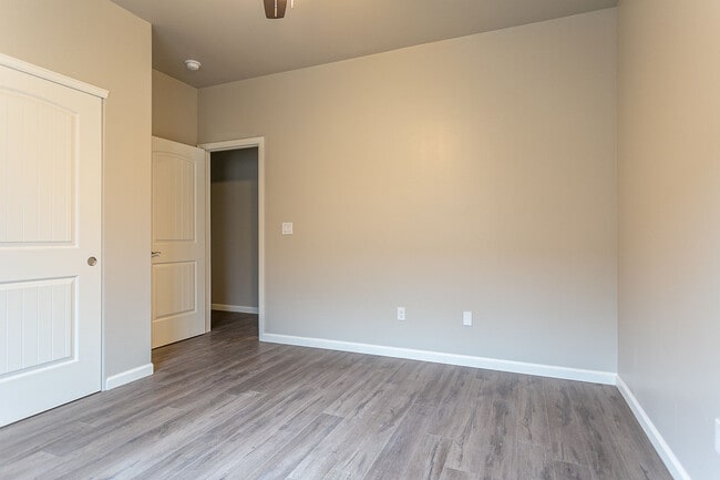 Building Photo - 3005 Autumn Glenn Ct