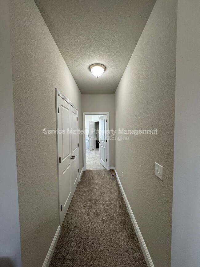 Building Photo - 5337 Parkside Dr