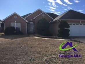 Building Photo - 215 Sedgebrooke Dr