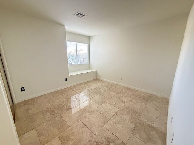 Building Photo - To schedule a viewing, call Wally Fellman at 702-493-9787