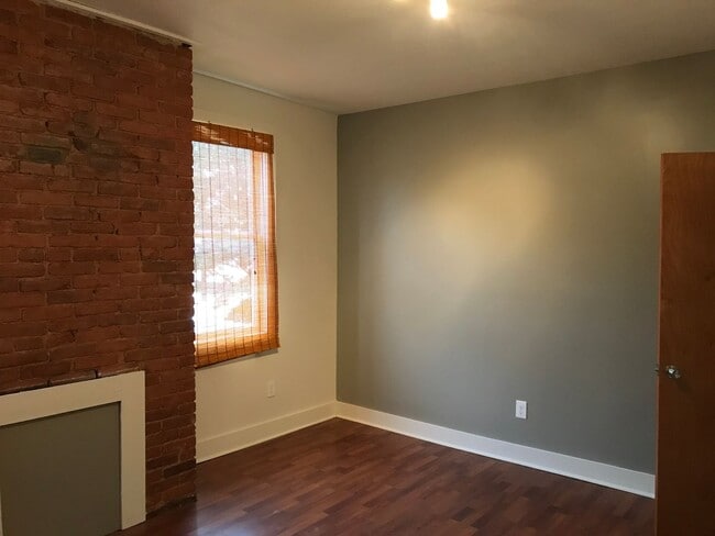 Building Photo - 3947 Mintwood St