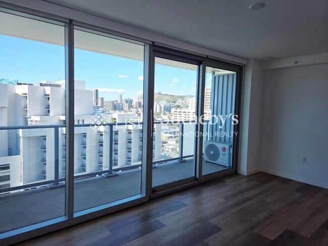 Building Photo - The Park on Keeaumoku #1310R | Honolulu, HI