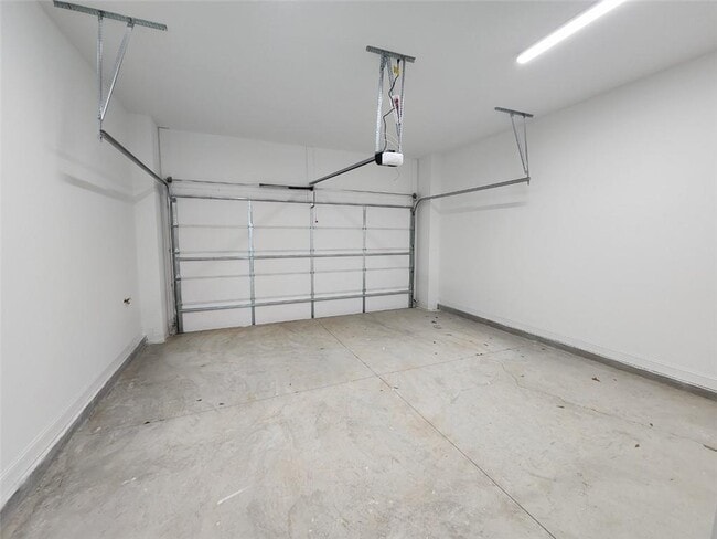 Building Photo - 633 Stickley Oak Way