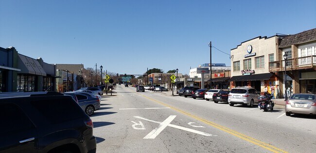 Building Photo - 2462 Lehaven Dr