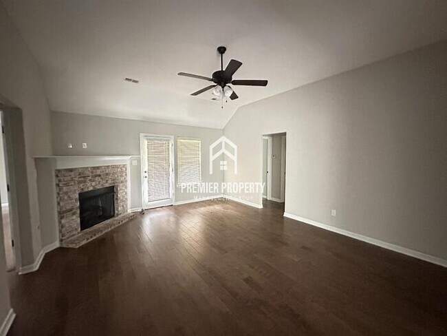 Building Photo - 9280 Acadia Pl
