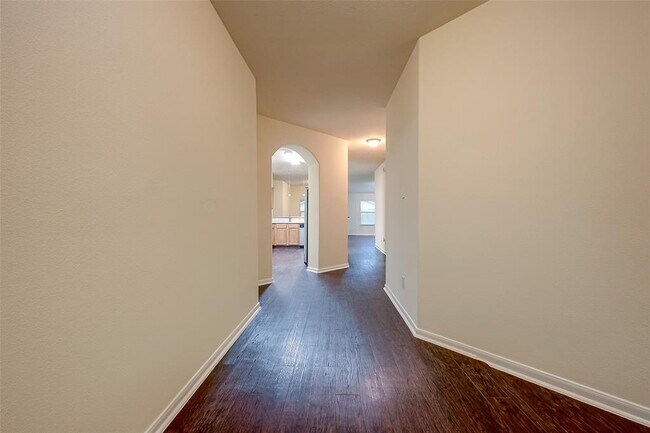 Building Photo - 1222 Hemple Dr