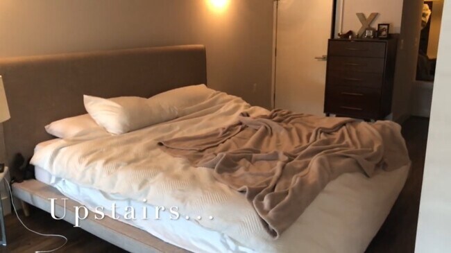 Building Photo - 1401 R St NW