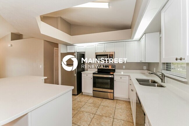 Building Photo - 3 Bedroom Pet-Friendly Home in Lehigh Acre...