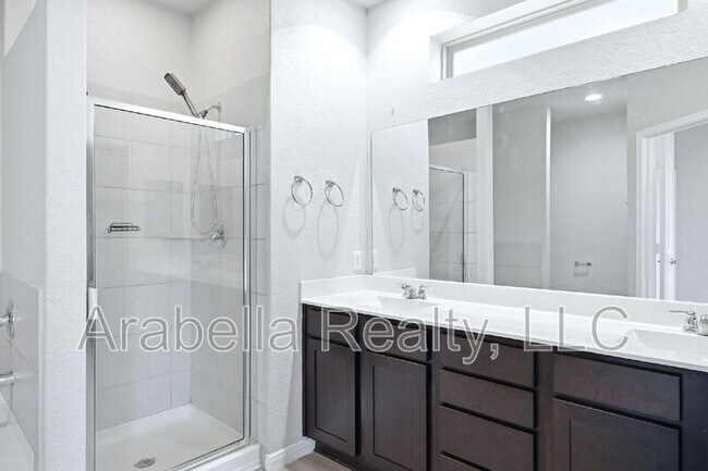 Building Photo - 5950 Larkspur Valley