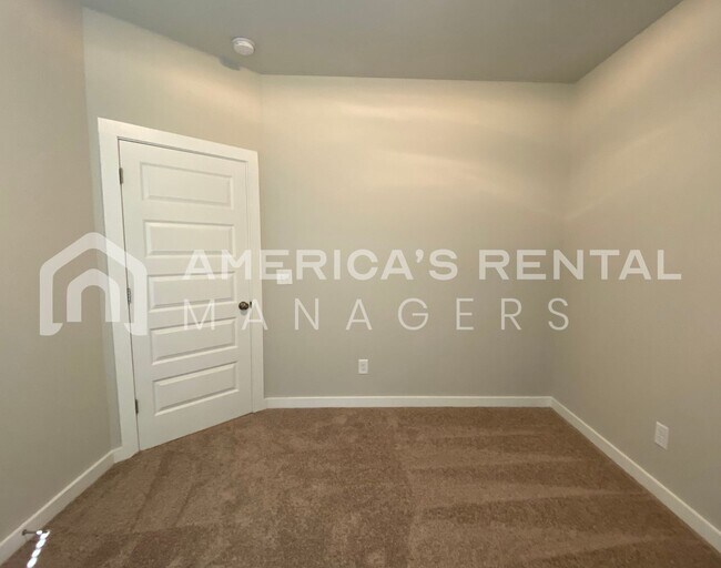 Building Photo - Home for Rent in Thorsby! Available NOW!!