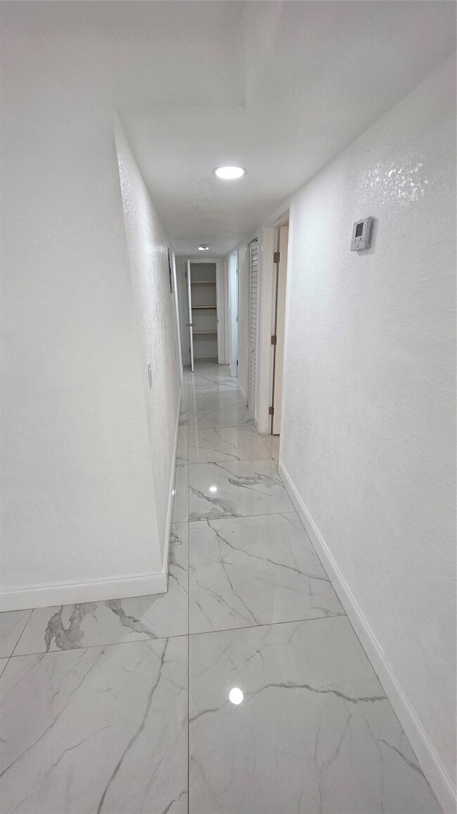 Building Photo - 5332 NW 18th St