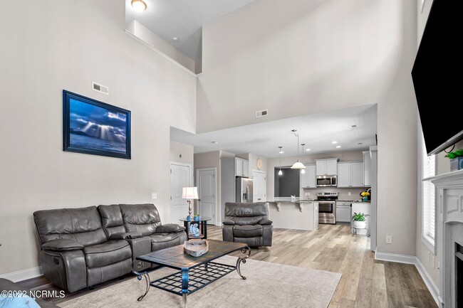 Building Photo - 358 W Goldeneye Ln