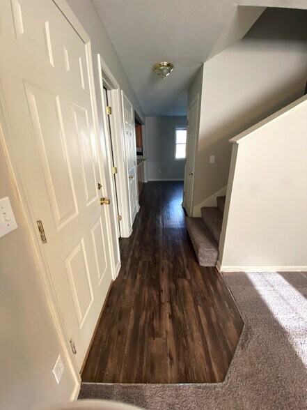 Building Photo - 3879 S Cramer Cir