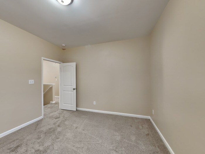 Building Photo - 608 Beaujolais Ct