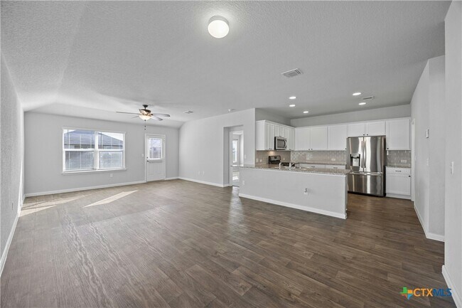 Building Photo - 118 Rochester Ln