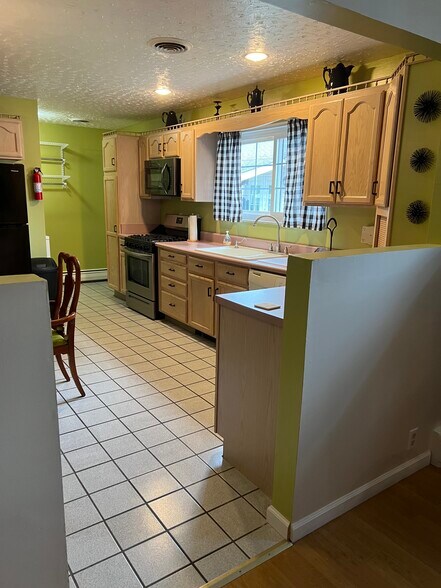 Open to Living Room - 327 Myers Ave