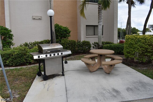 Building Photo - 3462 Hancock Bridge Pkwy