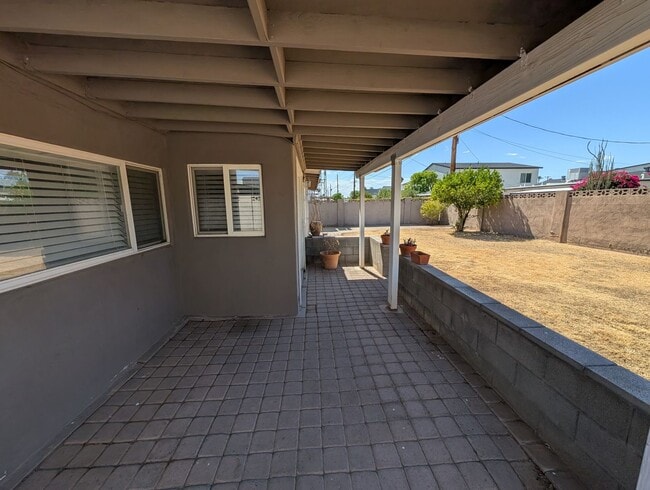 Building Photo - 3 Bedroom 2.5 Bathroom Cavalier Palms House