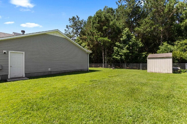 Building Photo - 105 Ellen Ct