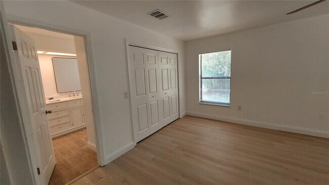 Building Photo - 9700 SW 209th Ct