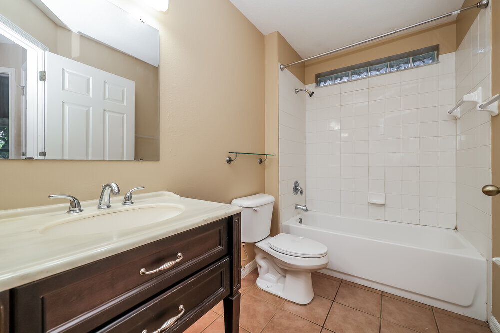 Building Photo - 6708 Summer Haven Dr