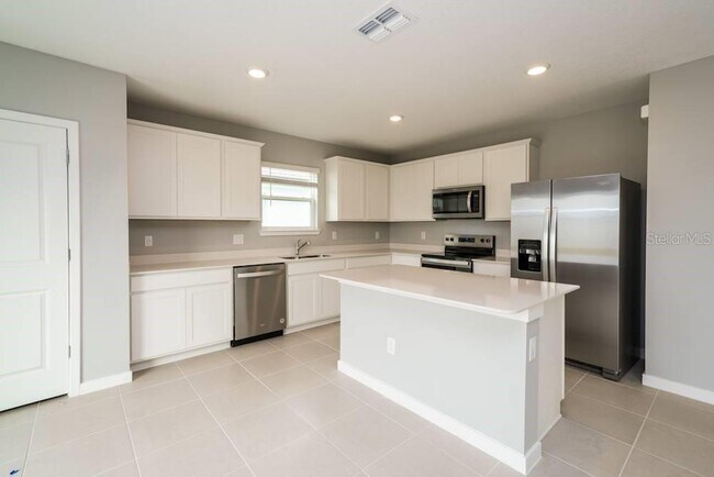 Building Photo - 4202 Goldfoil Rd