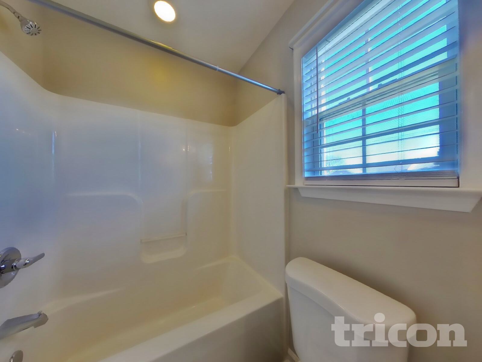 Building Photo - 1612 Robert Rd