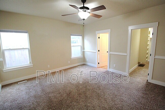 Building Photo - 6140 South Dolomite Avenue