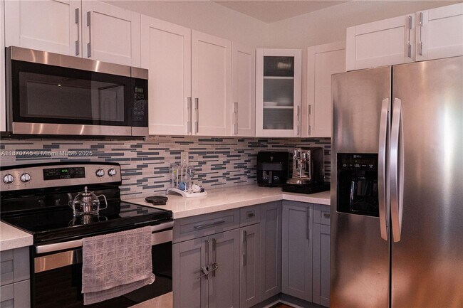 Building Photo - 16244 SW 57th Ln