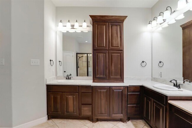 Building Photo - 27623 Dalton Bluff Ct