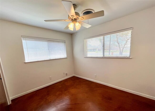 Building Photo - 1907 Rabb Rd