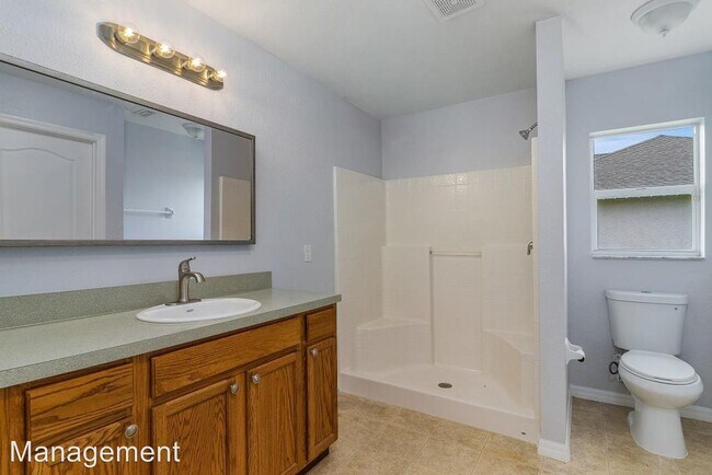 Building Photo - 3 br, 2 bath House - 622 NW 27th Street