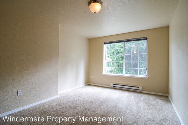 Building Photo - 2 br, 2 bath House - 15433 Country Club Dr...