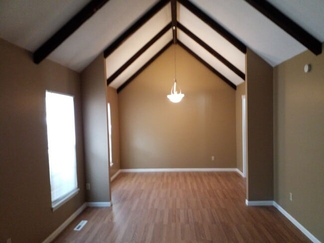 Building Photo - 10013 N Harrison Dr