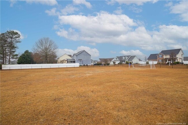 Building Photo - 6030 Greenway Dr