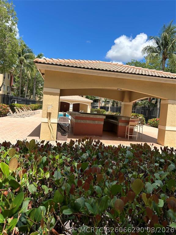 Building Photo - 7085 Nova Dr