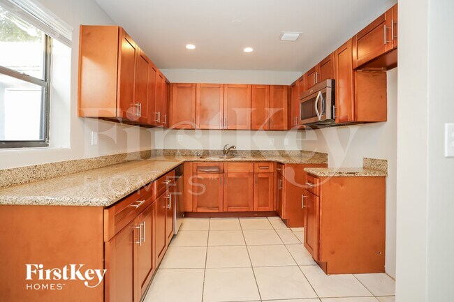 Building Photo - 1155 NW 127th St