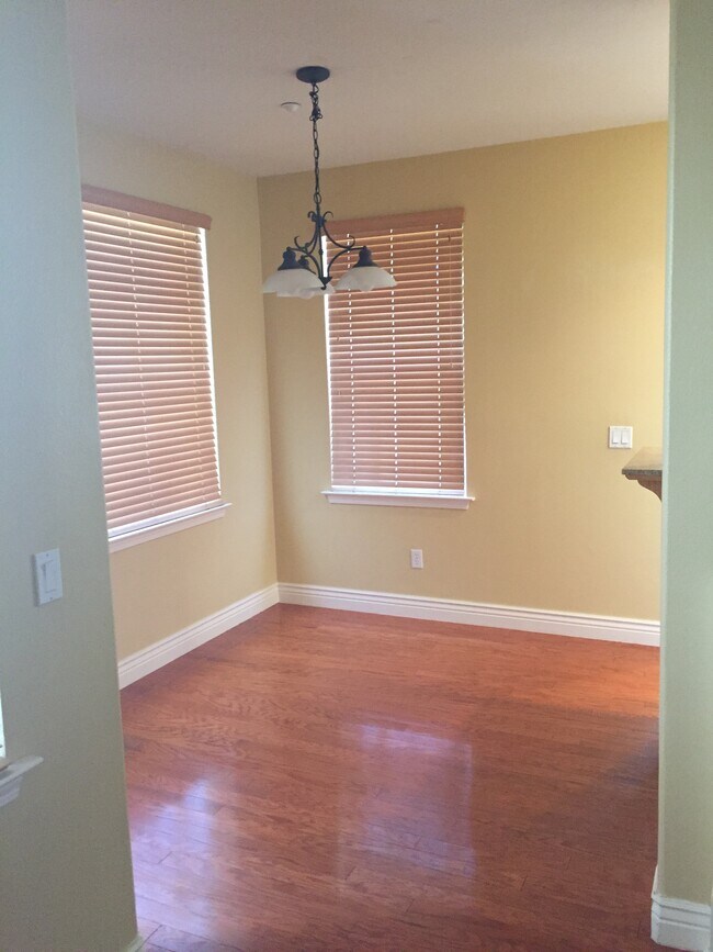 Dining Room - 3275 Dublin Blvd