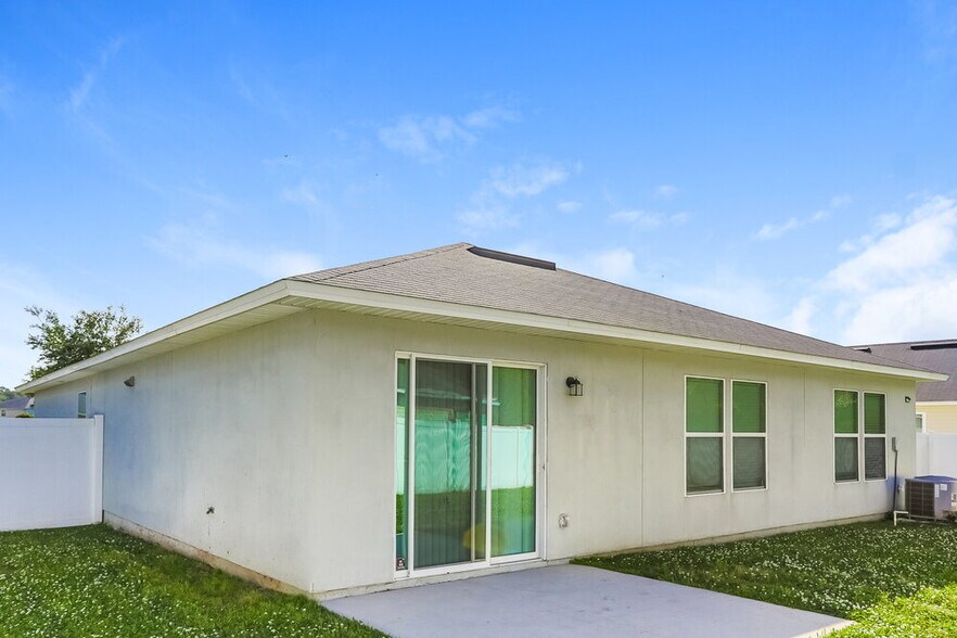 Building Photo - 6582 Winding Greens Dr