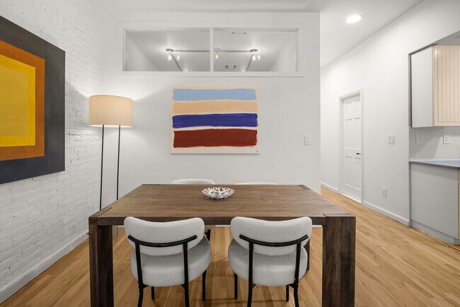 Building Photo - 69 Leonard St