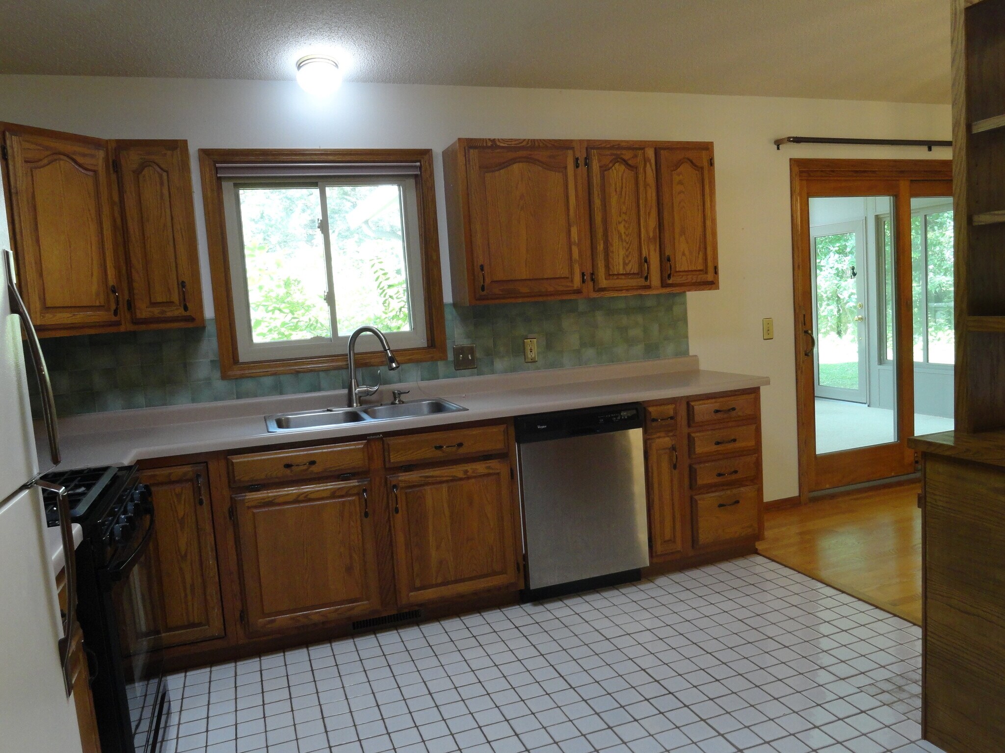 Building Photo - 503 24th Street SW