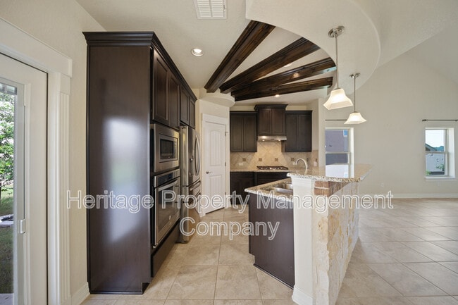 Building Photo - 18814 Edwards Edge