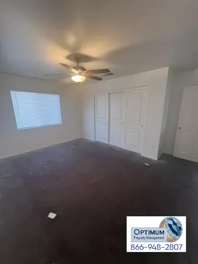 Building Photo - Beautiful 4-bedroom, 3-bathroom two-story home located in a desirable HOA community