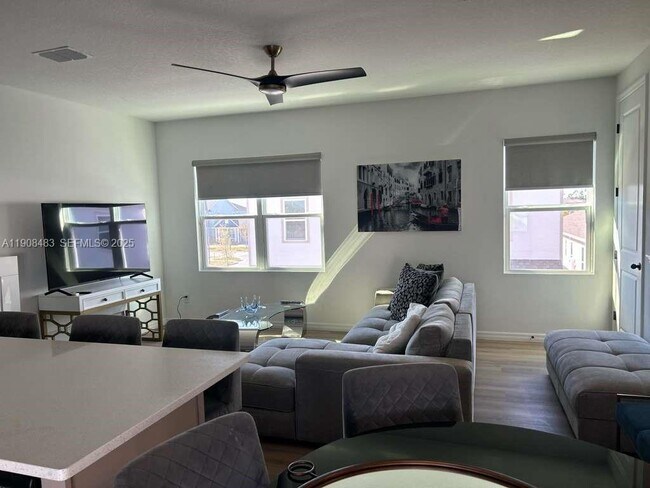 Building Photo - 2952 Embark Trl