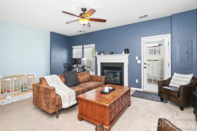 Building Photo - 9446 Cadman Ct
