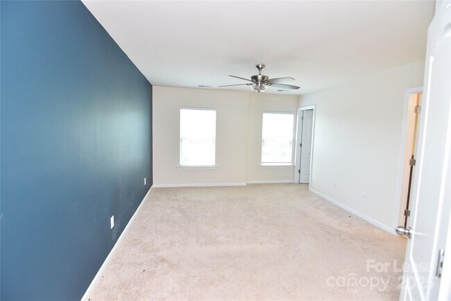 Building Photo - 1121 Blackwaterside Dr