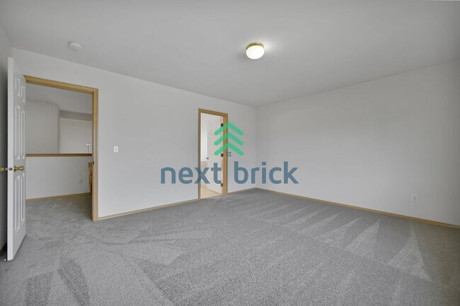 Building Photo - Spacious 5-Bed Home in Lynnwood with 2.5 Baths – Your Ideal Family Retreat!