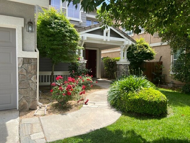 Building Photo - 2912 Medinah Way