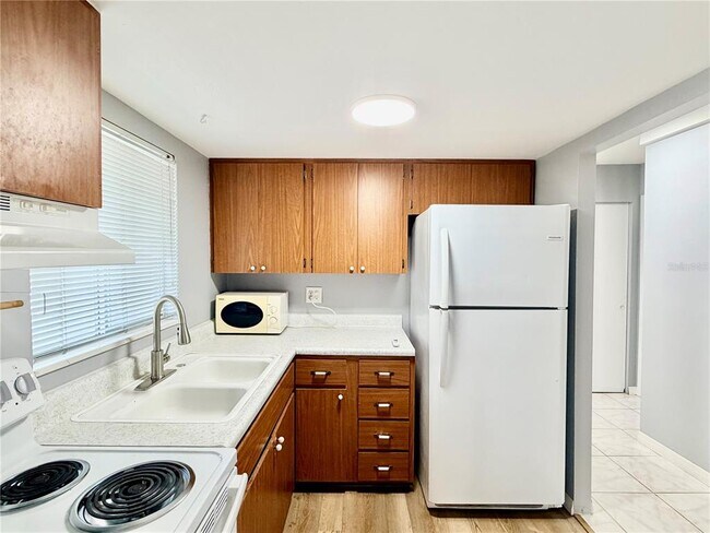 Building Photo - 1825 Flamingo Blvd