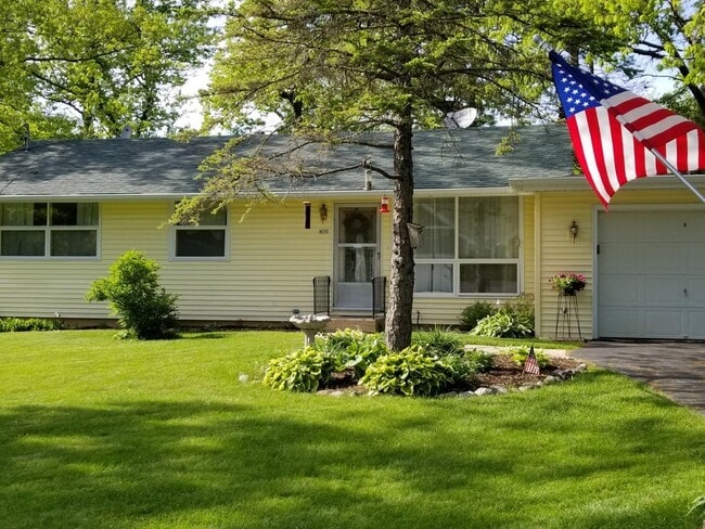 Primary Photo - 430 Waubun Dr